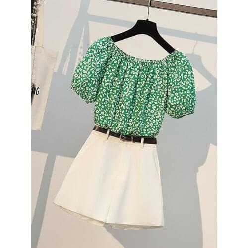 Plus Size Women Elegant Shorts Two Pieces Set Summer Slash Neck Off Shoulder Print Short Sleeve Top And White Shorts Sets 4XL