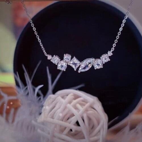 South Korea New Design Fashion Jewelry Luxury Shiny Zircon Necklace Female Clavicle Necklace 925 Silver Ladies Jewelry