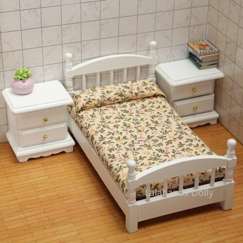 1:12 Dollhouse Mini Fashion White Double Bed , Bedside Table Model for Dollhouse Furniture Decoration