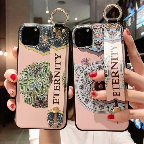 Boucho Vintage Flower Case with Wrist Strap For iphone 11pro Xs max 11 Pro Max XR 7 6 6S 8 plus Soft Silicone Phone Case Cover