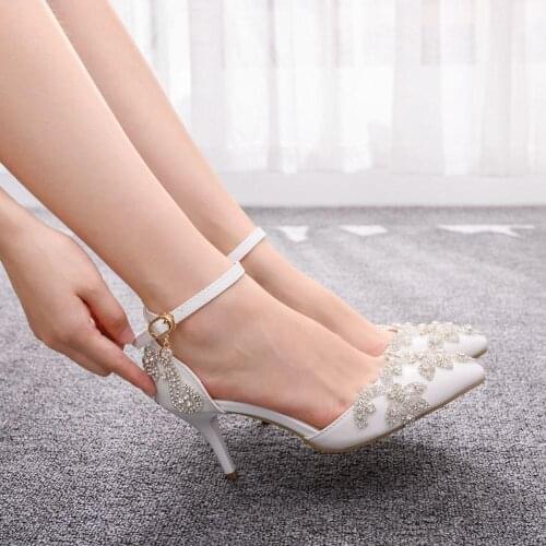Small Size Party Dress Pumps 7cm Sexy High Heels Thin Heels Pointed Rhinestone Womens Shoes White Wedding Banquet Single Shoe 33