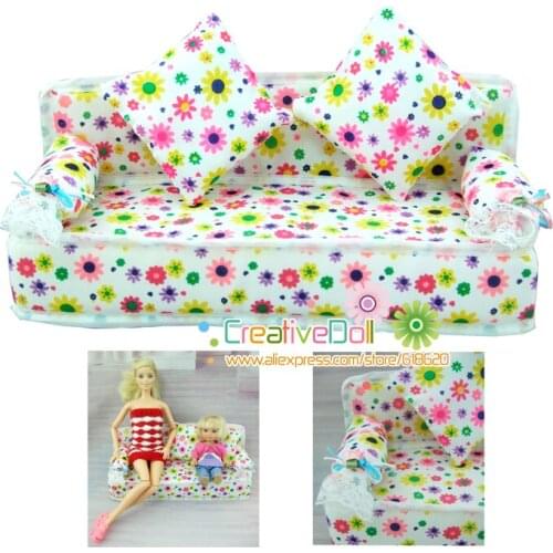 Funny toys for baby girls play house toys Mini Dollhouse Furniture Flower soft sofa with cushions doll house for barbie doll