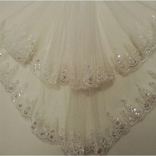 Short Cheap 75cm Long Lace Appliques Elegant Tulle Two-Layer Wedding Bridal Veil Long Wedding Veil With Comb