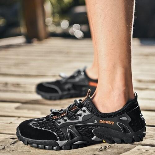 Men Shoes Aqua mens Sneakers chunky Summer Swim Drain hole sole Rubber Non-slip On water Shoes Zapato 2020 Hombre Deportivas