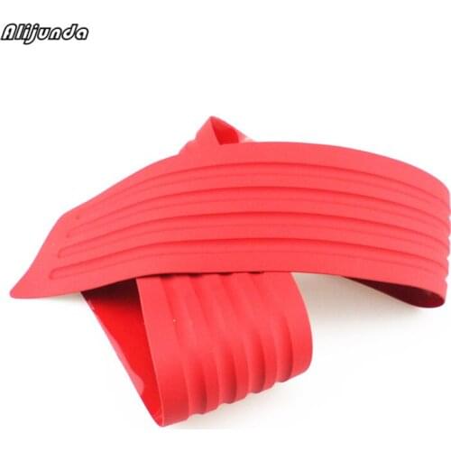 Car Rear Bumper Scuff Protective Sill Pedals Cover For Volkswagen vw POLO Tiguan Passat Golf EOS Scirocco Jetta Bora Lavida Tou