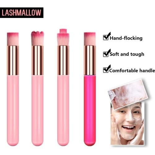 Lashmallow Makeup Brushes