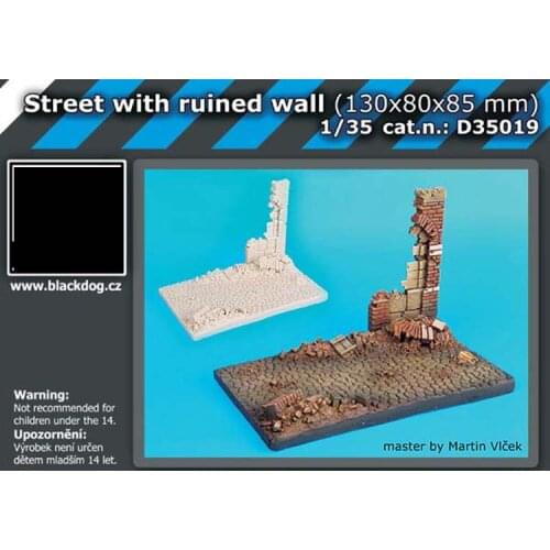 Crazy King1/35 resin scene model street and dilapidated wall GK white model hand 319