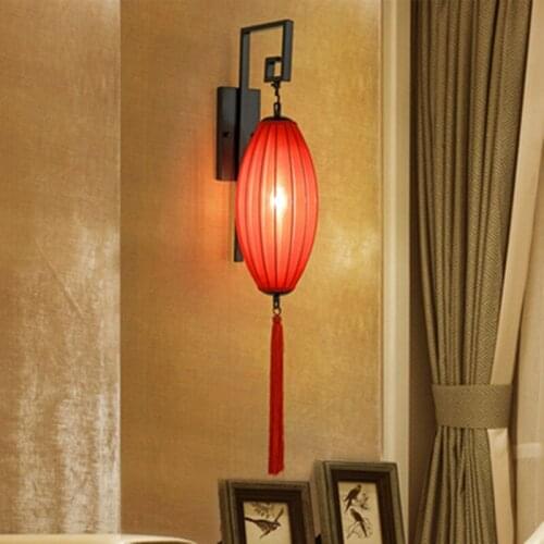 Classical Chinese Style Festive Red Lantern Wall Lamps Quaint Rural Wood Carved Lights for Stairs Pavilion Cafe Living Room Bar