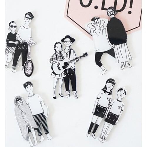 1PC Funny Acrylic lovers Brooch Badges Kawaii Badges Clothes Icons on Backpack Pin Brooch Badge Decoration black and white style