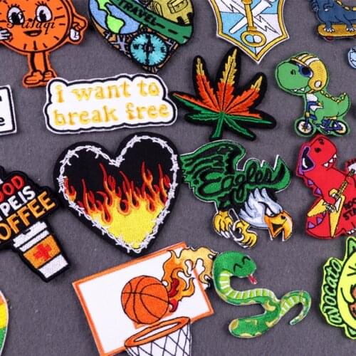 Punk Patch Embroidery Patches for Clothing Stripes Badge Skull Animal Patches for Jacket Iron on Patch on Clothes Accessories