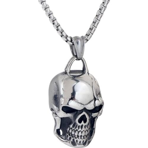 Domineering Retro Personality Skull Pendant Necklace Male Fashion Rock Pendant Jewelry Titanium Alloy Punk Necklace