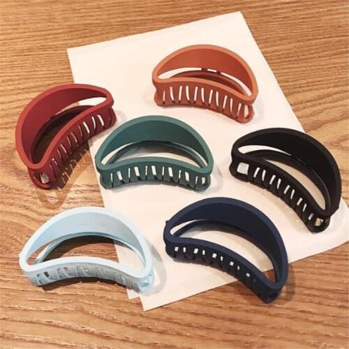 Dull Polish Hollow Out Acrylic Hair Claw Hairpin Simple Bath Hair Clips Candy Sweet Girls Hair Crab Hair Accessories Small size