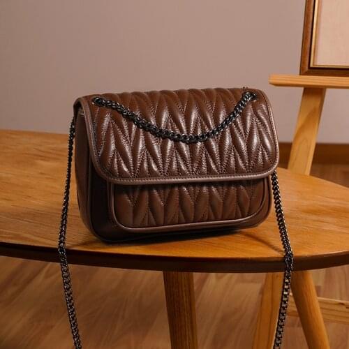 High-quality Diamond Chain Bag New 2020 Fashion First Layer Cowhide Underarm Bag Shoulder Messenger Leather Female Bag