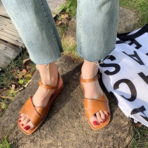 Summer Sandal Buckle Peep Toe Ankle Wrap Women Sandals Open Toe Metal Back Strap Flat Heels Lady Shoes