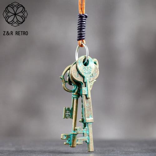 Antique Green Keys Pendants Necklace Jewelry For Women Neck Decoration 2021 Vintage Handmade Fashion Accessories Gifts Wholesale