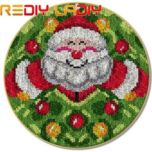 Latch Hook Rug Christmas Wreath Crocheting Carpet Rug Acrylic Yarn Printed Canvas Cushion Mat Crochet Tapestry Latched Hook Kits