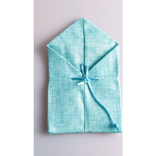 50pcs/lot 14cm*25cm Vintage Triangle Jute Bag Burlap Candy Bags Wedding Party Favor Jewelry Pouches Drawstring Gift Bags