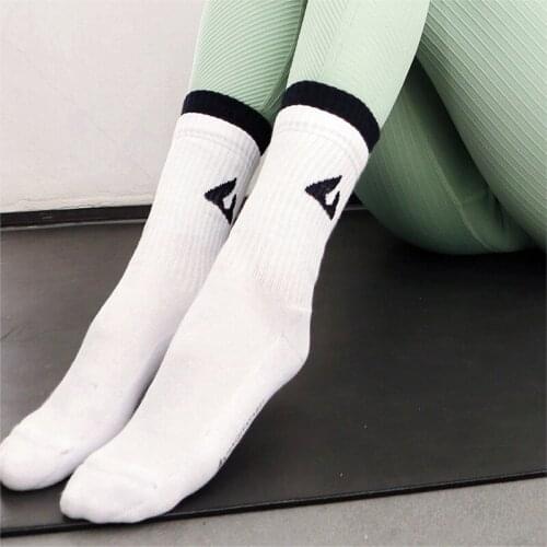 Women Middle Tube Printing Sports Yoga Socks Quick Drying Antibacterial Cotton Breathable Trend Running Riding Basketball Socks