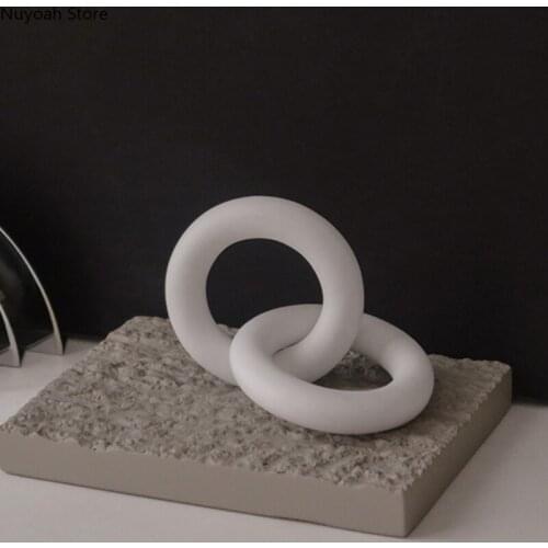 Creative Art Geometric Ornaments White Resin Sculpture Living Room Decoration Crafts Nordic Modern Home Decoration Accessories