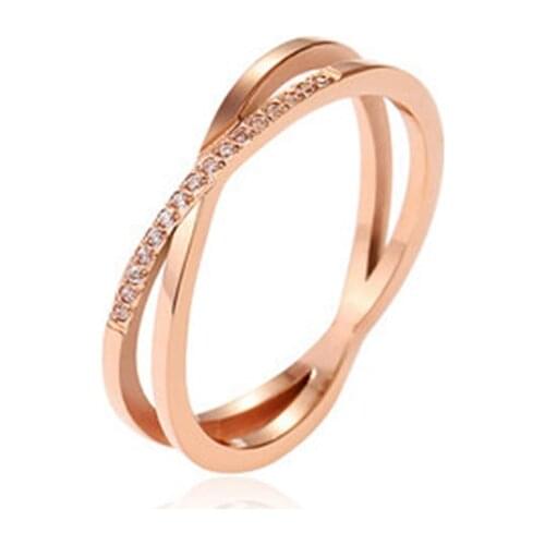 YUN RUO 316 L Titanium Steel Jewelry X Cross Anniversary Ring Mosaic CZ Crystal Weeding Ring Rose Gold Fashion Woman Never Fade