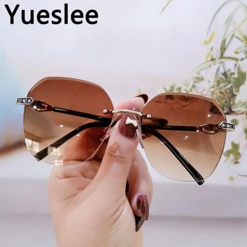 46882 Fashion Irregular Frameless Luxury Sunglasses Men Women Fashion Shades Uv400 Vintage Glasses Woman Sunglasses