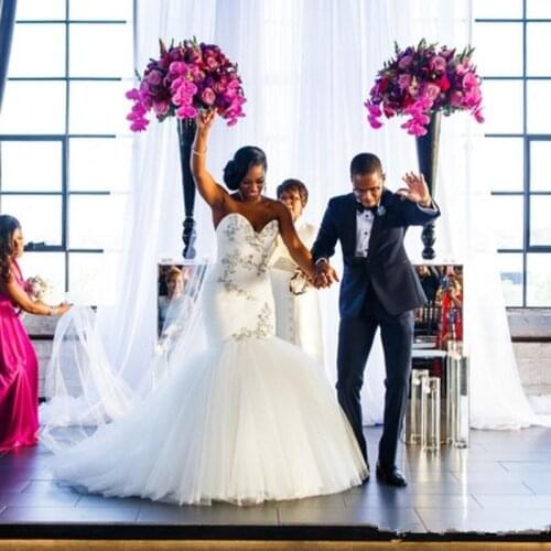 African Mermaid Wedding Dresses Sweetheart Pleats Beaded Appliques Bridal Dresses Backless Wedding Gowns 2019