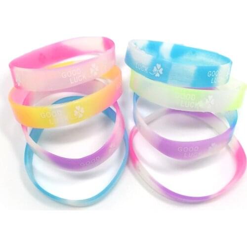 Free Shipping 50pcs Good Luck Print Environmental Luminous Silicone Bracelets Wristband Fashion Jewelry Mix Colors Randomly