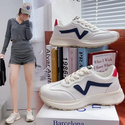 2021 autumn new small waist sneakers ins fashion casual shoes female student dad shoes Korean Forrest Gump