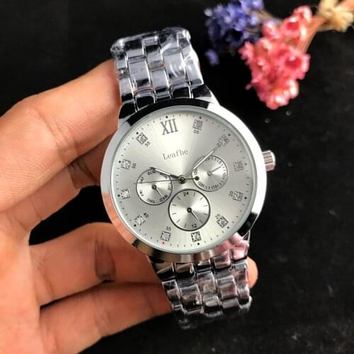 Fashion Diamond Womens Watches Butterfly Clasp Stainless Steel Strap Quartz Watch Black Clock First Choice Gift