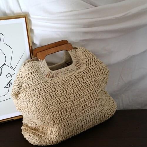 Summer Round Straw Beach Bag Vintage Handmade Woven Shoulder Bag Raffia Circle Rattan Bags Bohemian Summer Vacation Casual Bags