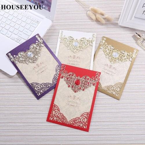 50pcs Red Gold Laser Cut Crown Flora Wedding Invitations Card Greeting Customize Envelopes Event Party Decoration
