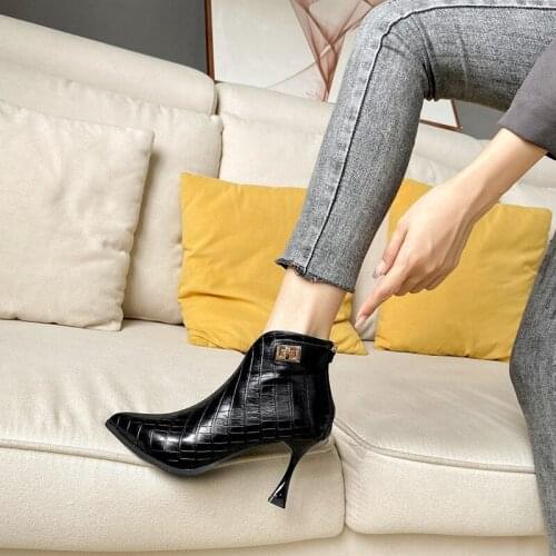 Crocodile pattern high heels ankle boots women pointed toe V open riding booties mujer metal buckle winter botas on pumps women