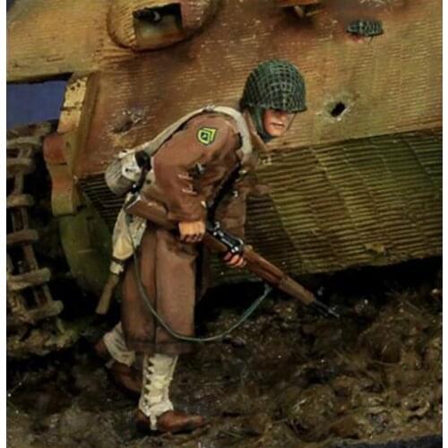 1/35 Resin Model Building Kit Figure Soldier