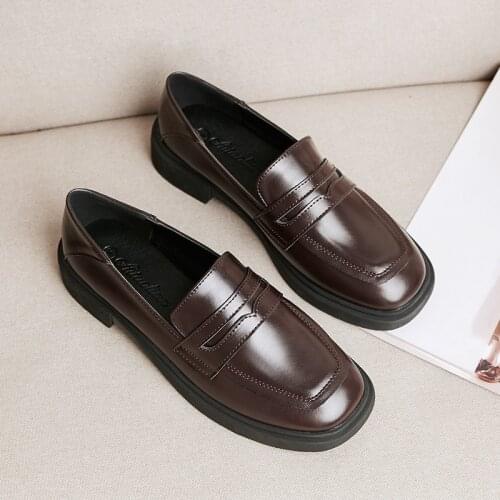 New Ladies Flat Shoes Ladies Fashion Leather Brand Sneakers Ladies Designer Flat Ladies Shoes Ladies Luxury Ladies Shoes