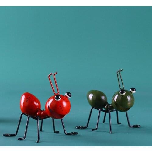 Home Wrought 3D Iron Ant Ornaments Wall Hanging Pendant Home Decoration Crafts Bedroom Art Wall Accents Handcrafte Hot Selling