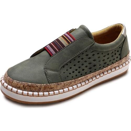 2019 Fashion Black White Casual Leather Women Flats White Shoe Slip on Loafers Boat Shoes for Women Mocasines Mujer Plus Size 44