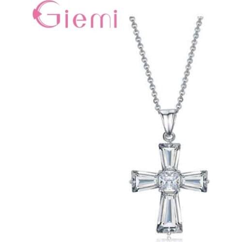 Simple Temperament Cubic Zircon Cross Pendant Necklace Fashion Popular Rhinestone Jewelry Cross Necklace Ornament