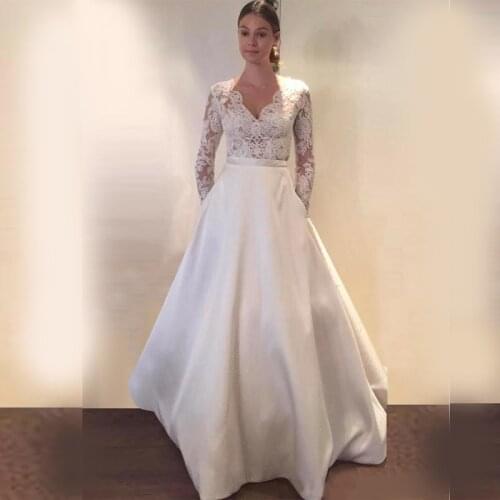 Modest V-Neck Lace Satin Wedding Dresses A-Line Long Sleeves Sweep Train Wedding Dress Covered Button Bridal Gowns Wedding Dress