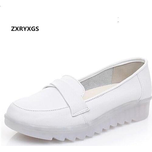 Hot 2020 New Top Cowhide White Shoes Hospital Work Shoes Woman Casual Shoes Soft Sole Non-slip Comfortable Flat Shoes Large Size