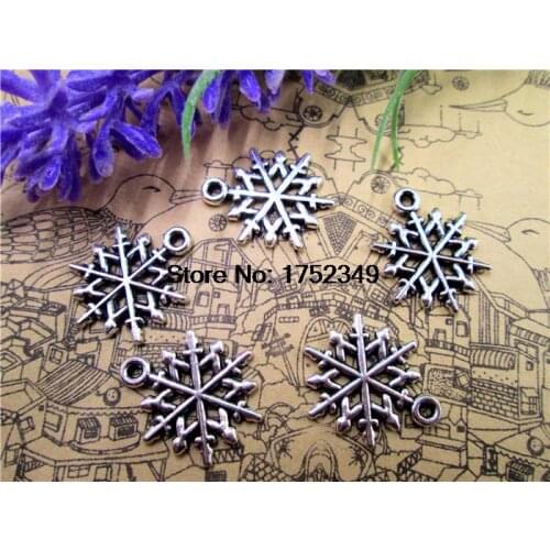 30pcs--Snowflake Charms, Antique Tibetan Silver Beautiful Design 2 Sided Snowflake Charm pendants 15x20mm