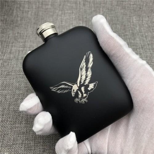 Personalized Drink Black Flying Eagle 304 Stainless Steel Hip Flask 6 OZ Food Grade Portable Flask with Funnle Alcohol Flagon