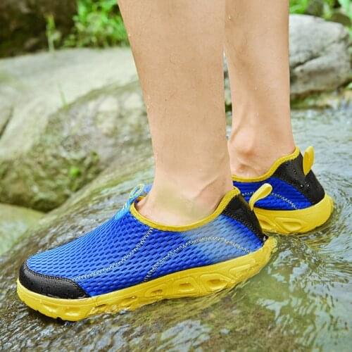 2021 New Fishing Shoes Mens Outdoor Sports on Foot Wading Shoes Fishing Breathable Shoes Travel Camping Large Size Shoes 39-48