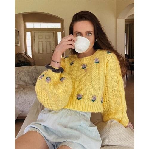 2021 New Womens Round Neck Sweaters Long Lantern Sleeve Floral Pattern Cable Knit Crop Tops