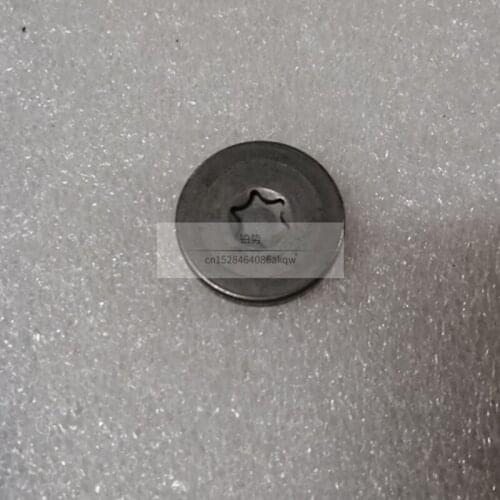 Automobile engine camshaft pulley screw cap 2003-vol vos80 xc90 s60 v60 v80 Screw sealing plug fixing bracket