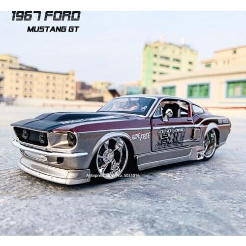 Maisto 1:24 1967 Ford Mustang GT alloy car model crafts decoration collection toy tools gift