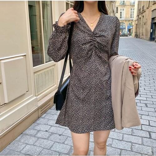 Obrix Female Sweet Summer Light Dress Polka Dot Print V-Neck Pleated Short Length Wrist Sleeve Dress For Women