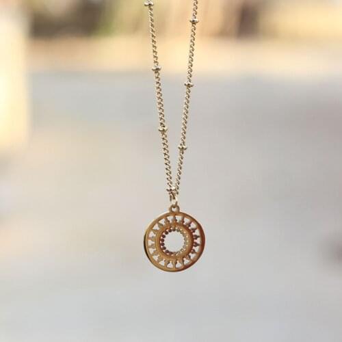 Bohemian Hollow Out Round Pendant For Women Creative gold-plate Golden Necklace 42cm Chain Choker Party Gift Jewelry