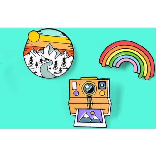 Rainbow Landscape Camera Enamel Brooch Outdoors Camping travel camp Lapel Pins Cartoon Brooches Badges Fashion Gifts for Friends