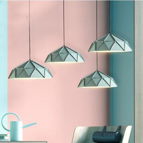 Modern Nordic Pendant Light Iron Lampshade Wood LED Hanging Lamp for Dining Room Hotel Bedroom Kitchen Lighting Fixtures