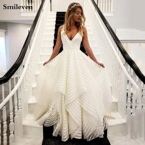 Smileven Stripe Tulle Wedding Dresses Sexy V Neck Bride Dresses Puffy Wedding Gown Vestido de novia 2021